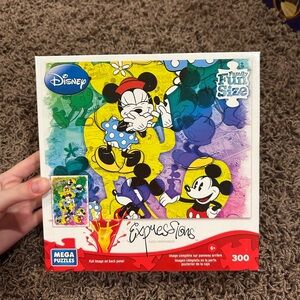 DISNEY EXPRESSIONS MINNIE & MICKEY FOREVER PUZZLE